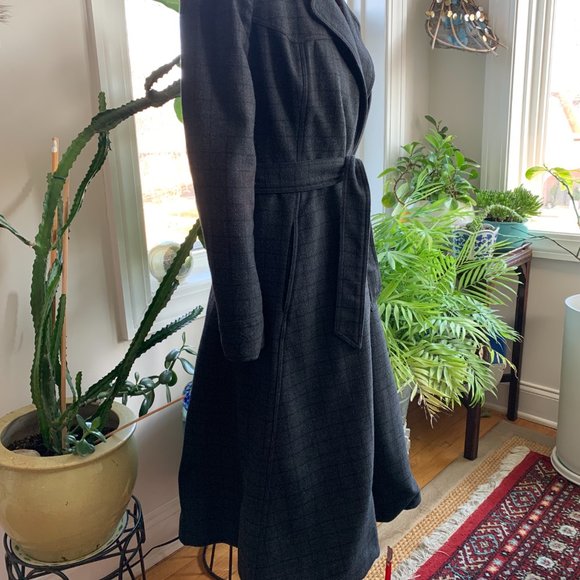 Reformation Long Fitted Coat XS - Picture 5 of 6